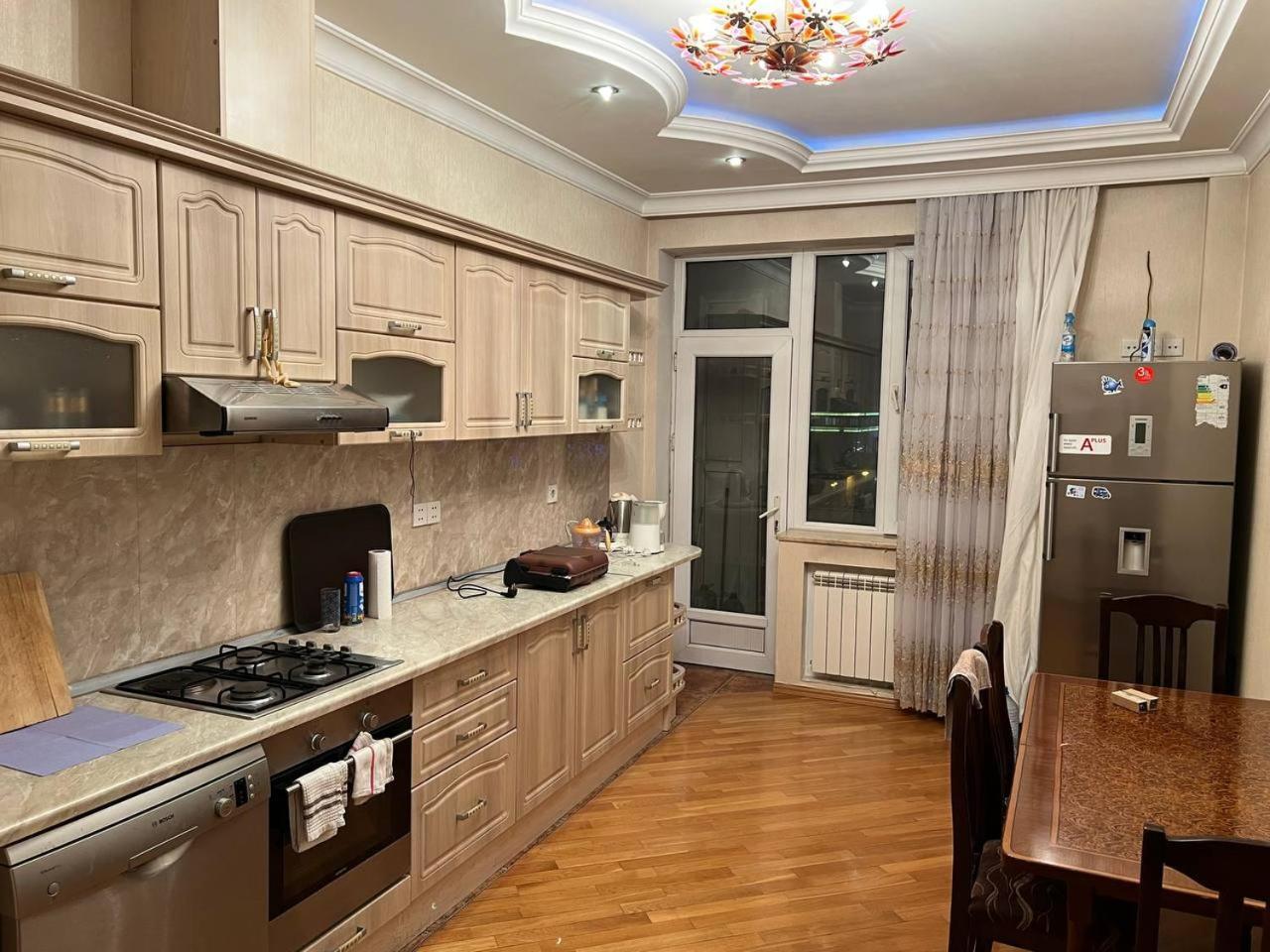 Sea View Couple Apartmant At Boulvard,Near Nizami Street Baky Esterno foto